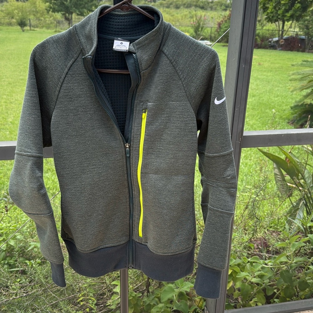 Nike tech fleece jacket “grey 3M” yellow medium